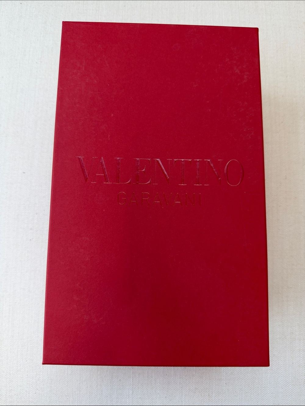 GUC Valentino Shoe Box